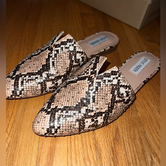 Steve Madden Shoes - Steve Madden Snake Skin slides size 9.5